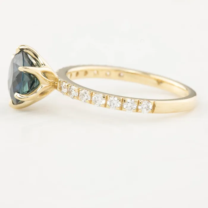 Envero Jewelry Maria Luxe Grand Setting Round cut Rings Envero Jewelry Maria Luxe Grand Setting Round cut Rings