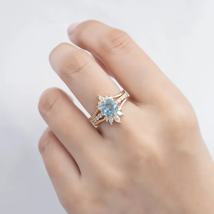 Envero Jewelry Maria Luxe Grand Setting Round cut Rings Envero Jewelry Maria Luxe Grand Setting Round cut Rings
