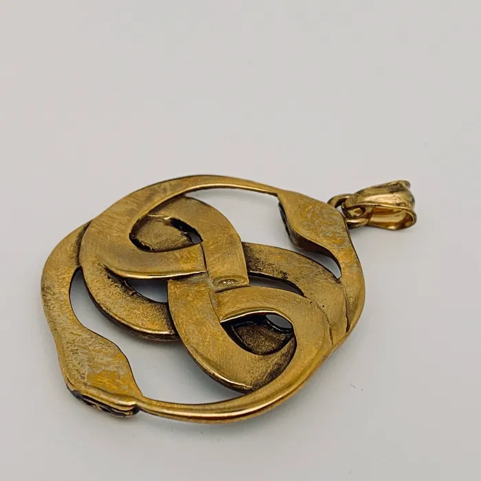 Necklaces Mio Queena Double Snake Stainless Steel Pendant