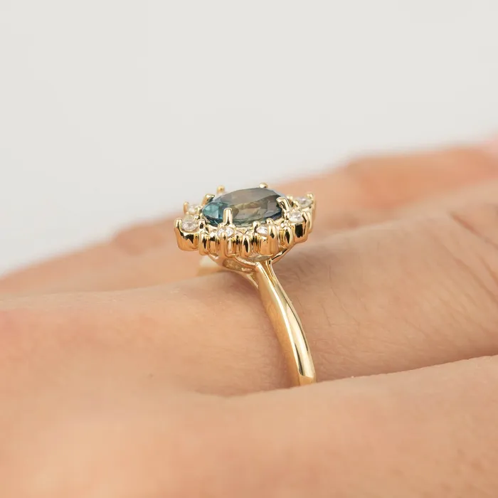 Rings Envero Jewelry Victoria Ring 097ct Light Aqua Blue Green Montana Sapphire One of a kind Rings Envero Jewelry Victoria Ring 097ct Light Aqua Blue Green Montana Sapphire One of a kind