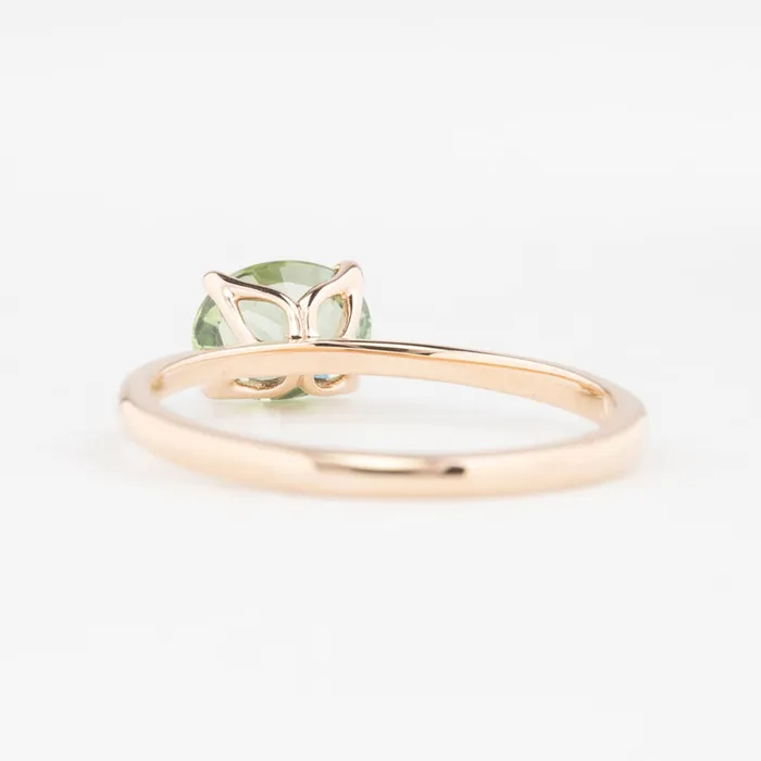 Sara Ring 115ct Oval Green Madagascar Sapphire 14K Rose Gold One of a kind Envero Jewelry Rings Sara Ring 115ct Oval Green Madagascar Sapphire 14K Rose Gold One of a kind Envero Jewelry Rings