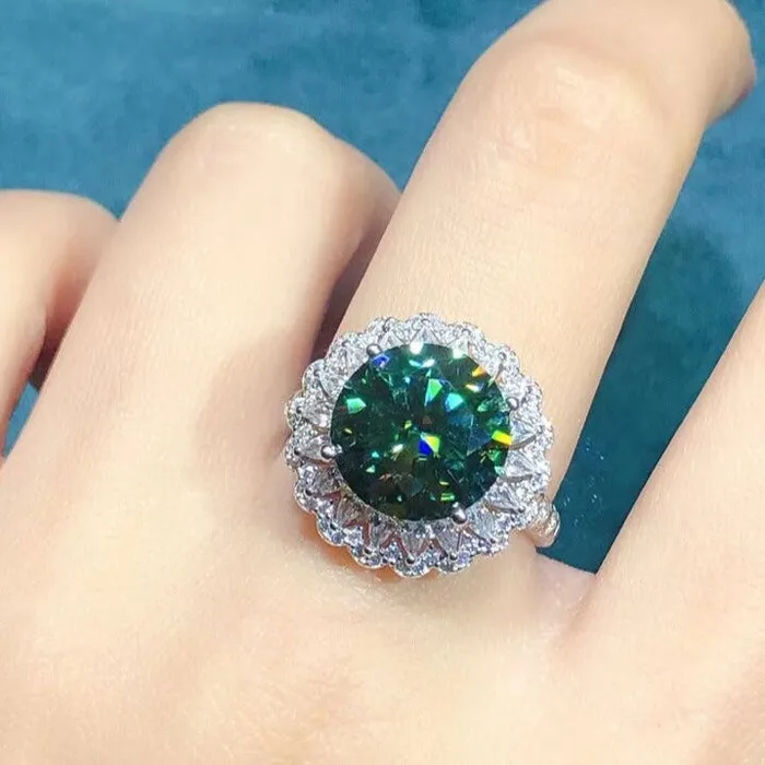 Shineofdiamond Rings 60 CT Halo Round Cut Green Gemstone Sterling Silver Engagement Ring Shineofdiamond Rings 60 CT Halo Round Cut Green Gemstone Sterling Silver Engagement Ring