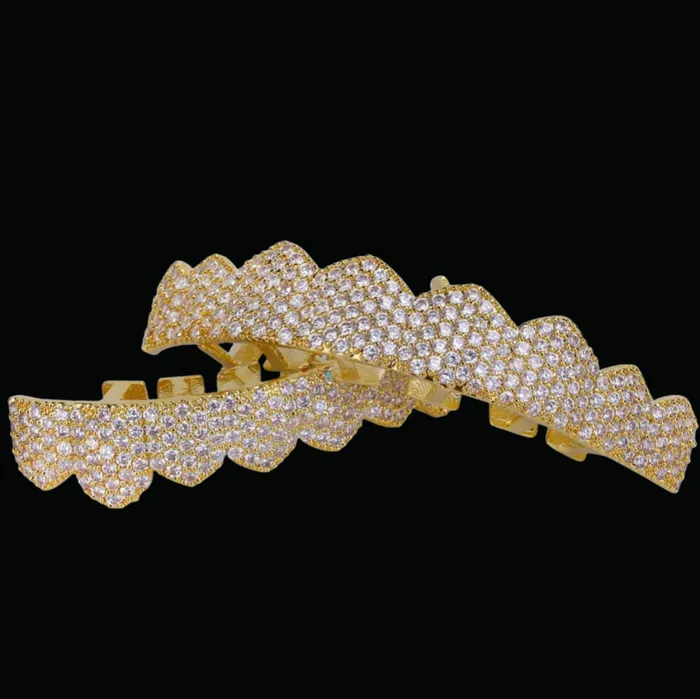 BEST SELLER Earrings 8 Teeth Fang Mouth Iced Out Diamond Grillz