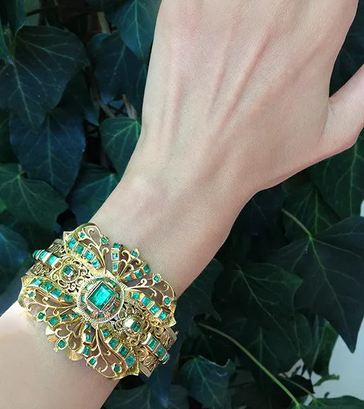 Bracelets Bell Bird Antiques Antique Iberian Style Emerald Gold Bangle