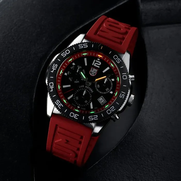 LUMONDI INC Watches Pacific Diver Chronograph Dive Watch 44 mm