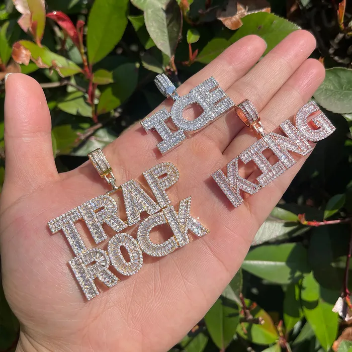 Minimal VVS Necklaces Minimal VVS Iced Out Personalized Custom Name Necklace Pendant Minimal VVS Necklaces Minimal VVS Iced Out Personalized Custom Name Necklace Pendant