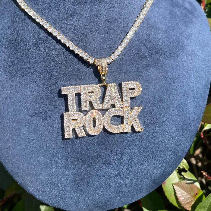 Minimal VVS Necklaces Minimal VVS Iced Out Personalized Custom Name Necklace Pendant