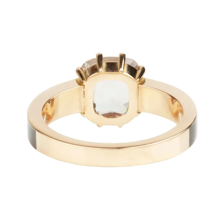 Natural Sapphire set in Eight Prong Solitaire on Black Enamel Band Bell Bird In House Rings