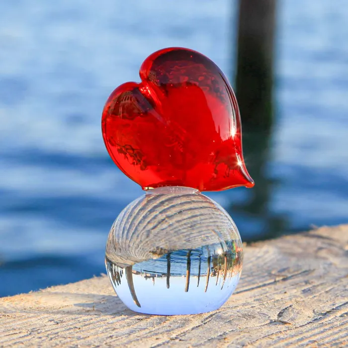 Rings Red Glass Heart on round base MuranoVitrum